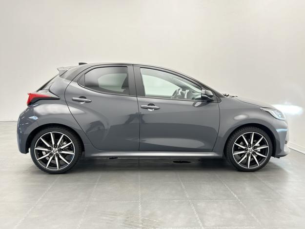 TOYOTA Yaris 130h GR SPORT  
