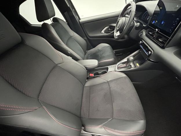 TOYOTA Yaris 130h GR SPORT  