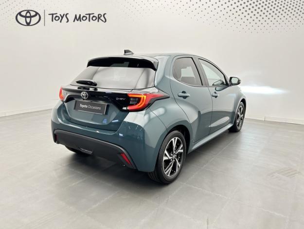 TOYOTA Yaris 116h Design  