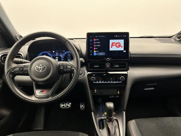 TOYOTA Yaris Cross 1.5 130H GR SPORT   PACK TECHNO 