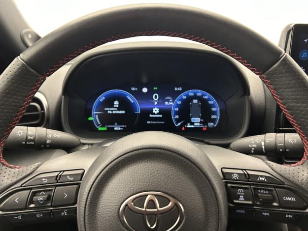 TOYOTA Yaris Cross 1.5 130H GR SPORT   PACK TECHNO 