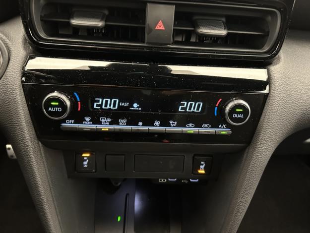 TOYOTA Yaris Cross 1.5 130H GR SPORT   PACK TECHNO 