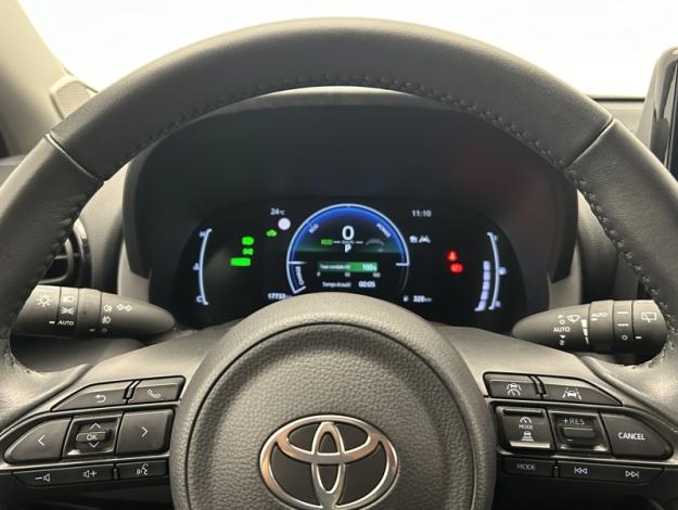 TOYOTA Yaris 116h Design  PACK CONFORT