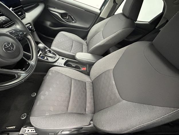 TOYOTA Yaris 116h Design  PACK CONFORT
