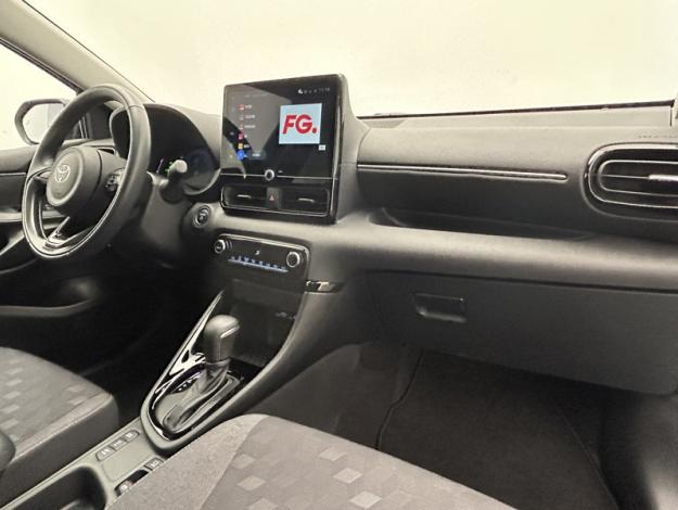 TOYOTA Yaris 116h Design  PACK CONFORT