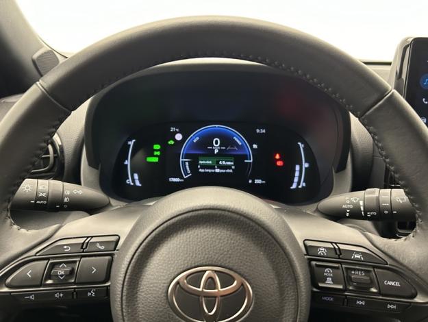 TOYOTA Yaris Cross 1.5 130H DESIGN   PACK CARGO 