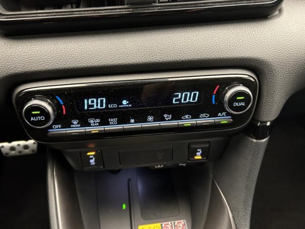 TOYOTA Yaris 130h GR SPORT  PACK TECHNO 