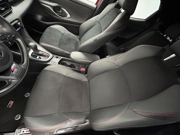 TOYOTA Yaris 130h GR SPORT  PACK TECHNO 