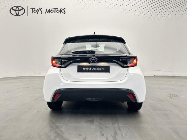 TOYOTA Yaris 116h Dynamic  