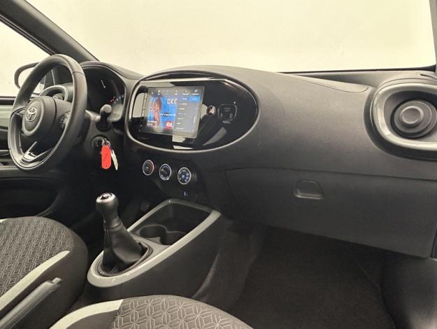 TOYOTA Aygo X 1.0 VVT-i 72 Design  