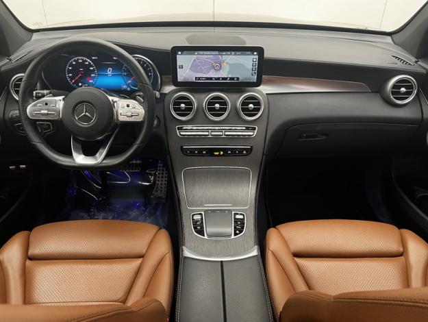 MERCEDES-BENZ GLC Coupé GLC 300e 4MATIC Coupé Business Line  