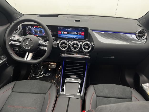 MERCEDES-BENZ GLA 200 d AMG Line  GLA 200 d AMG Line