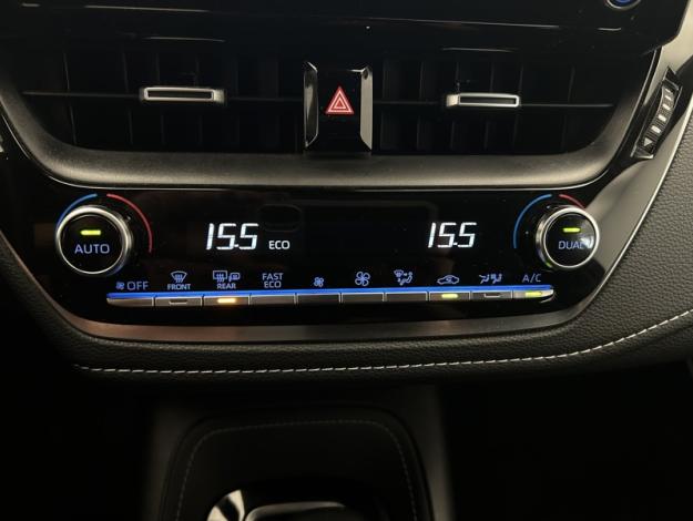 TOYOTA Corolla Touring Sports Hybride 122h Design  