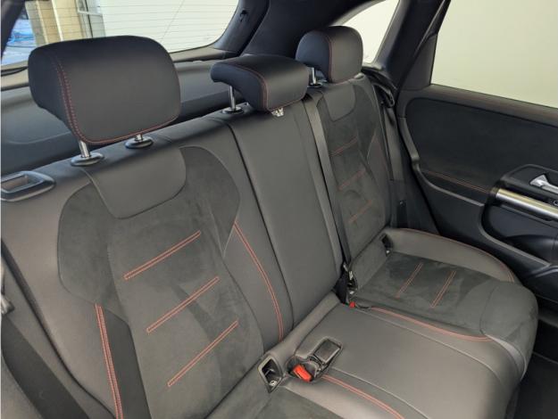 MERCEDES-BENZ Classe B 200 AMG Line  