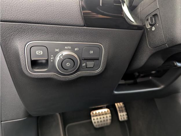 MERCEDES-BENZ Classe B 200 AMG Line  