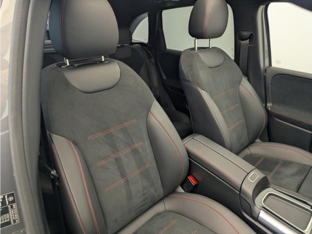 MERCEDES-BENZ Classe B 200 AMG Line  
