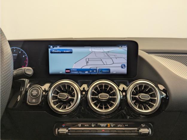 MERCEDES-BENZ Classe B 200 AMG Line  