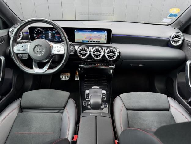 MERCEDES-BENZ Classe A 180 d AMG Line  