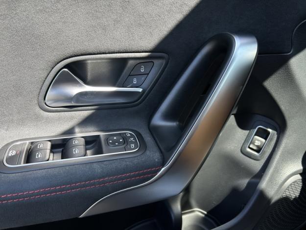 MERCEDES-BENZ CLA Shooting Brake CLA 180 d Shooting Brake AMG Line  