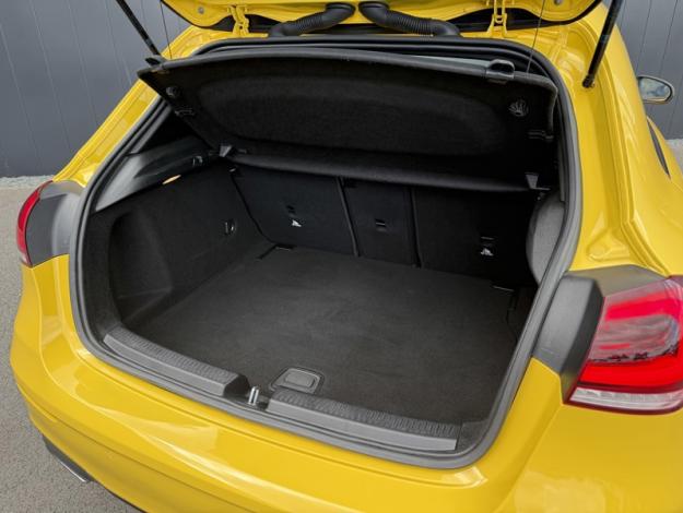 MERCEDES-BENZ Classe A 180 AMG Line  Classe A 180 AMG Line