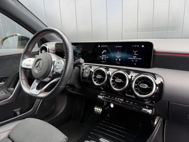MERCEDES-BENZ Classe A 180 AMG Line  Classe A 180 AMG Line