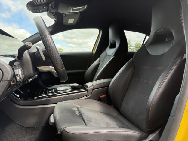 MERCEDES-BENZ Classe A 180 AMG Line  Classe A 180 AMG Line