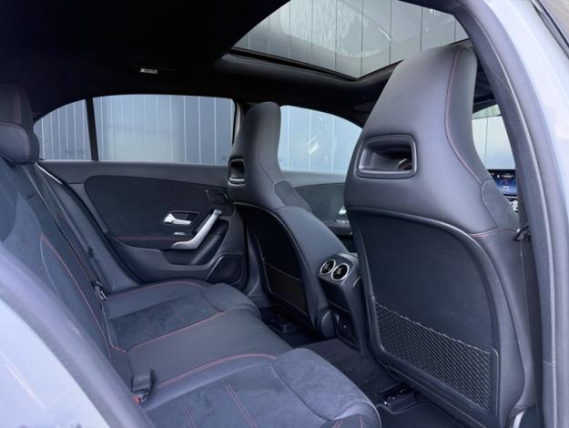 MERCEDES-BENZ Classe A 200 AMG Line  