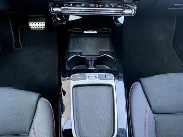 MERCEDES-BENZ Classe A 200 AMG Line  