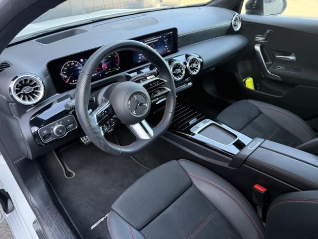 MERCEDES-BENZ Classe A 200 AMG Line  