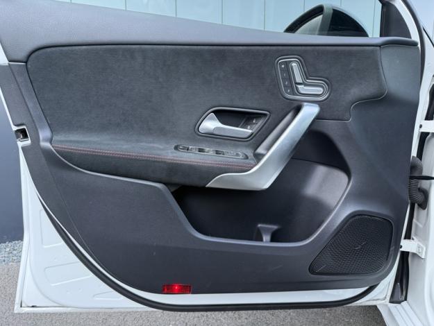 MERCEDES-BENZ Classe A 200 AMG Line  