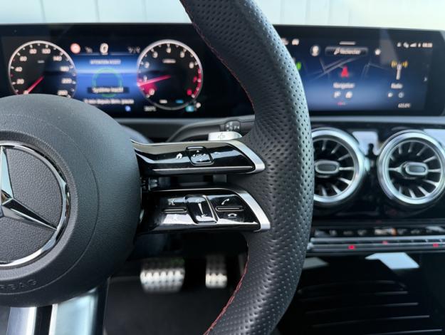 MERCEDES-BENZ Classe A 200 AMG Line  