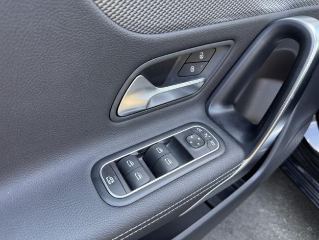 MERCEDES-BENZ Classe A 180 d Progressive Line  