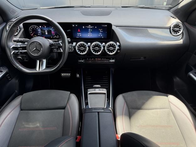 MERCEDES-BENZ GLA 200 d AMG Line  