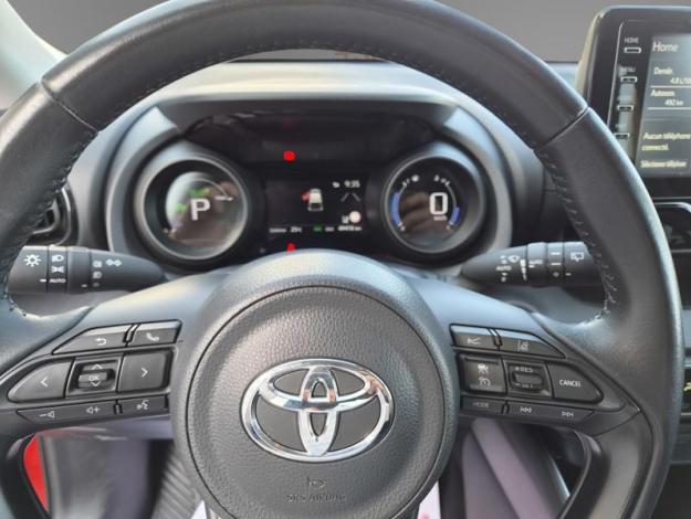 TOYOTA Yaris Hybride 116h Design  