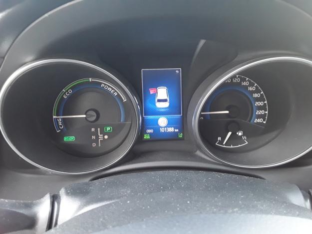 TOYOTA Auris Touring Sports 1.8 HYBRID 136 CVT AUTO TECHNOLINE  
