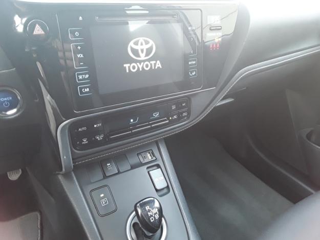 TOYOTA Auris Touring Sports 1.8 HYBRID 136 CVT AUTO TECHNOLINE  