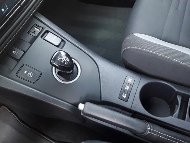 TOYOTA Auris Touring Sports 1.8 HYBRID 136 CVT AUTO TECHNOLINE  