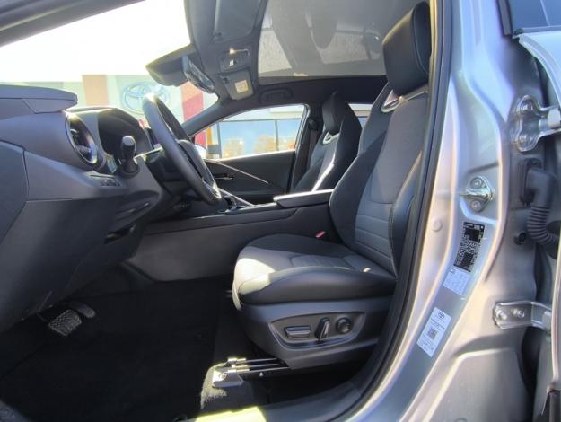 TOYOTA C-HR 1.8 140h Collection  Pack Techno & Pano