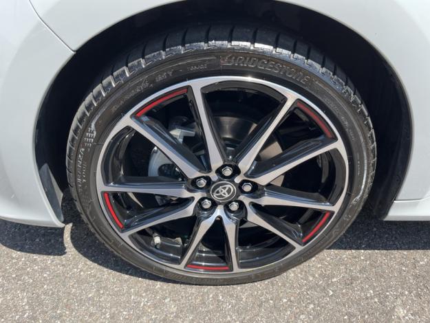 TOYOTA Yaris 116h GR SPORT Toit Pano  