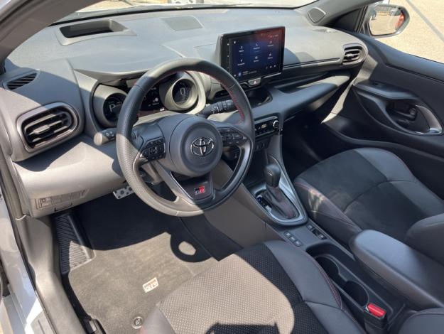 TOYOTA Yaris 116h GR SPORT Toit Pano  