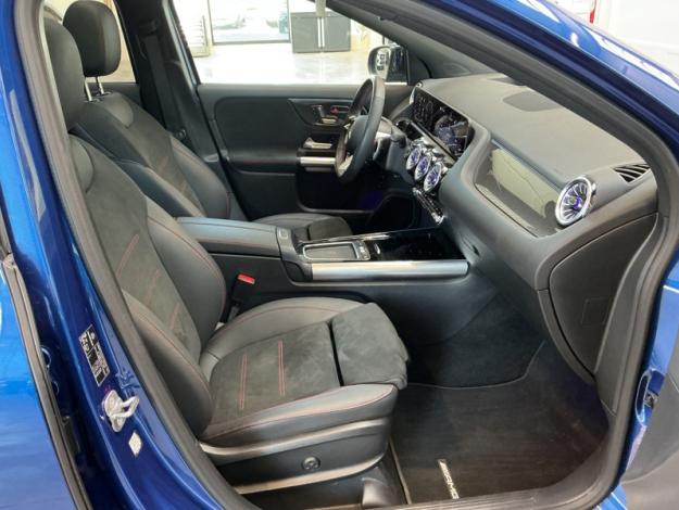 MERCEDES-BENZ GLA 180 AMG Pack Night Toit Pano  