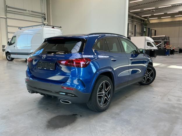 MERCEDES-BENZ GLA 180 AMG Pack Night Toit Pano  