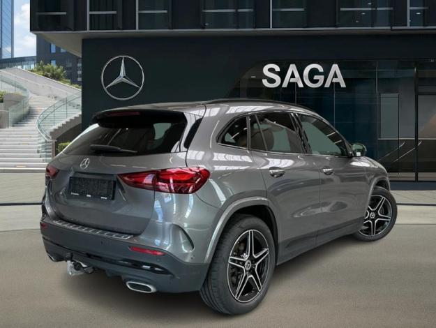 MERCEDES-BENZ GLA-Klasse GLA 180 Off-Roader