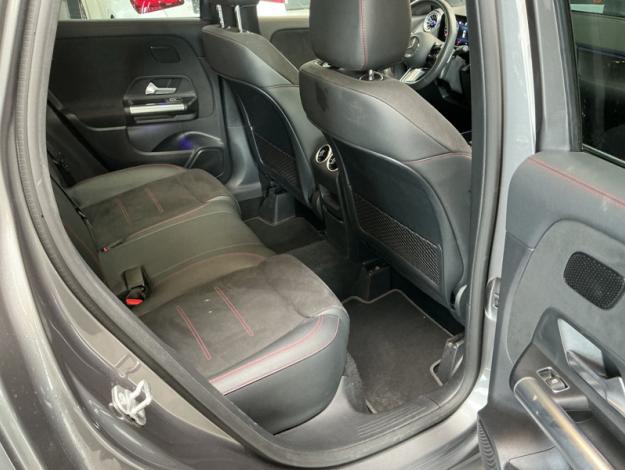 MERCEDES-BENZ GLA-Klasse GLA 180 Off-Roader