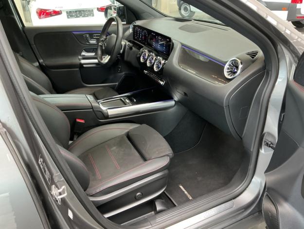 MERCEDES-BENZ GLA-Klasse GLA 180 Off-Roader