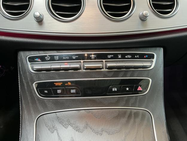 MERCEDES-BENZ E 300 de Break AMG Pack Night Toit Pano  