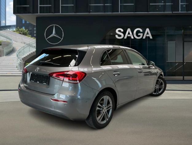 MERCEDES-BENZ A 180 d Luxury Line  