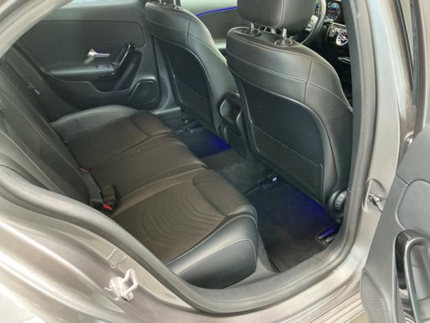 MERCEDES-BENZ A 180 d Luxury Line  