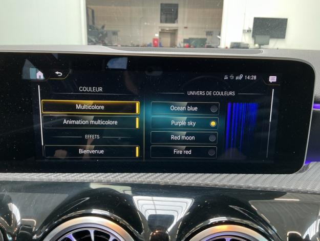MERCEDES-BENZ A 180 d Luxury Line  