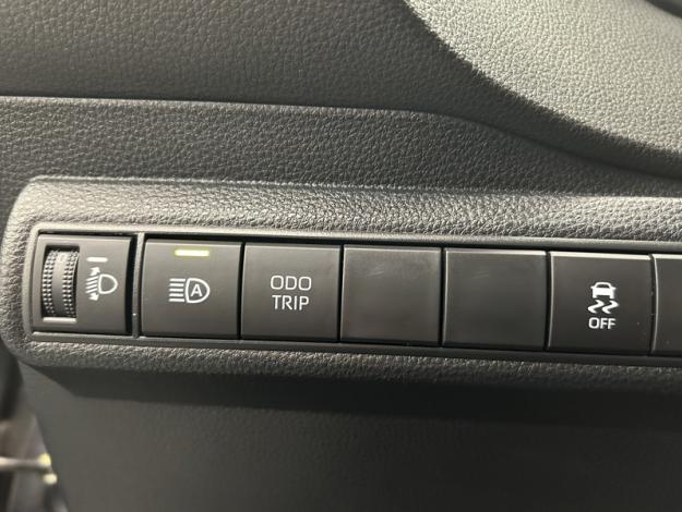 TOYOTA Corolla Hybride 1.8L 140h Dynamic  